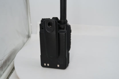 U20492 Used Yaesu VX-8DR 50/144/430 Triple-Band Heavy Duty Submersible Transceiver