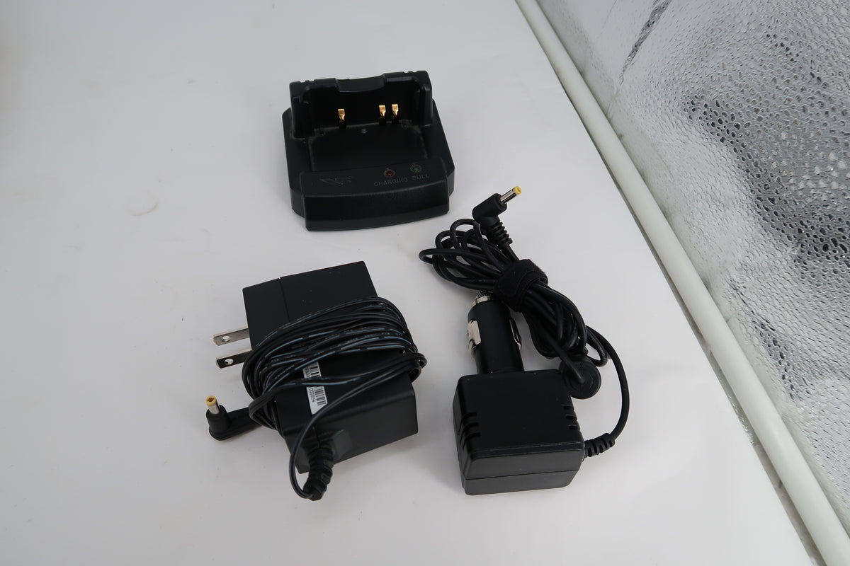U20492 Used Yaesu VX-8DR 50/144/430 Triple-Band Heavy Duty Submersible Transceiver
