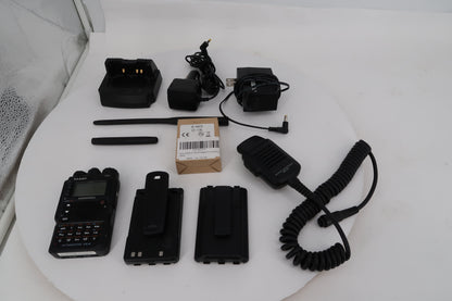 U20492 Used Yaesu VX-8DR 50/144/430 Triple-Band Heavy Duty Submersible Transceiver