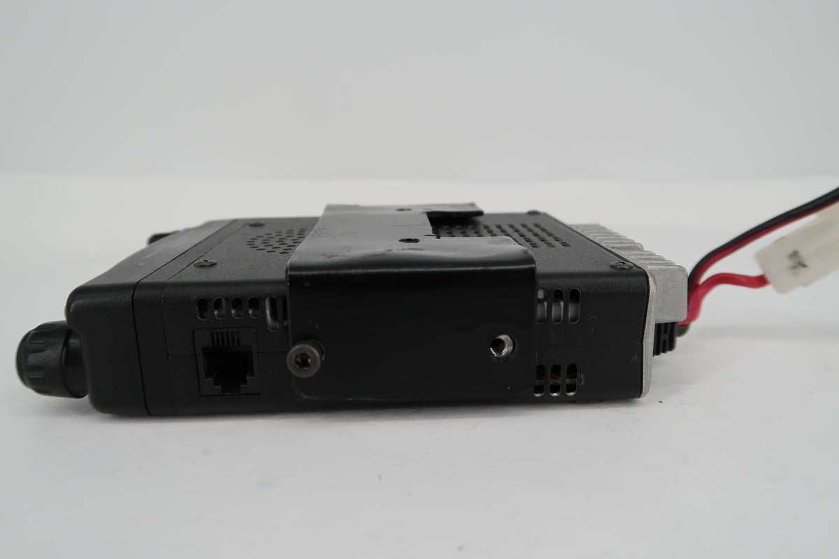 U20498 Used Yaesu FT-90R VHF/UHF Ultra-Compact FM Transceiver Slightly Dim Display