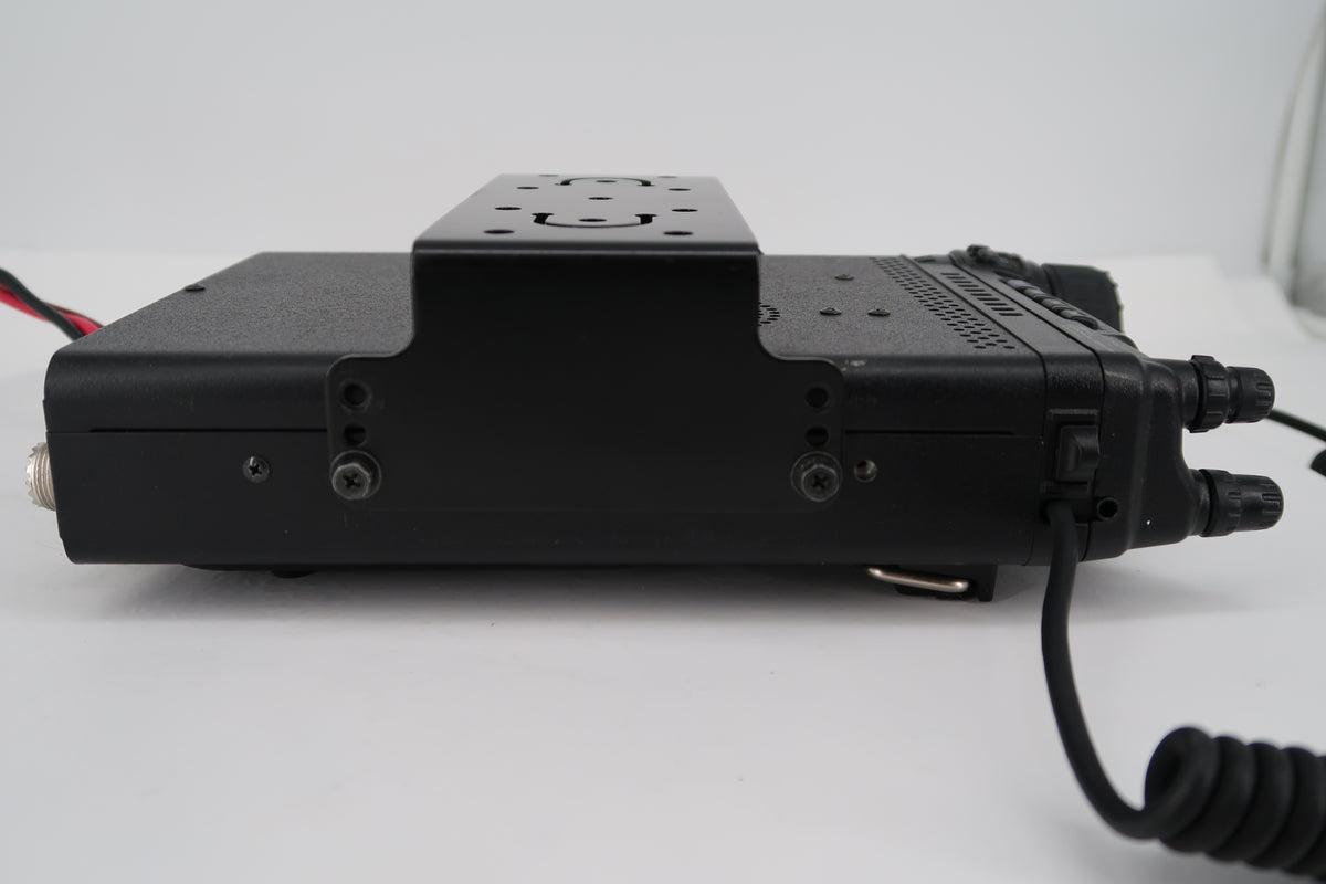 U20500 Used Yaesu FT-857D HF/VHF/UHF 100W Multi-Mode Ultra-Compact Transceiver