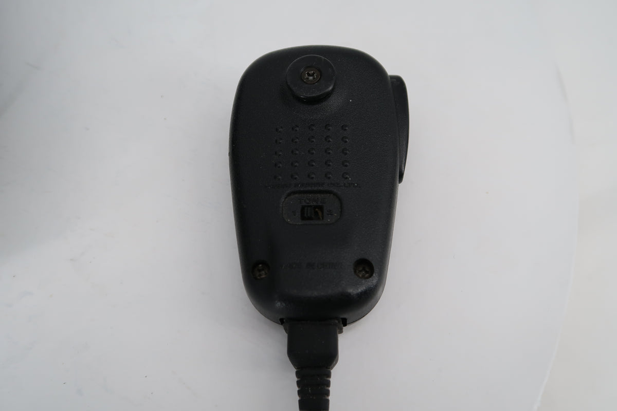 U20500 Used Yaesu FT-857D HF/VHF/UHF 100W Multi-Mode Ultra-Compact Transceiver