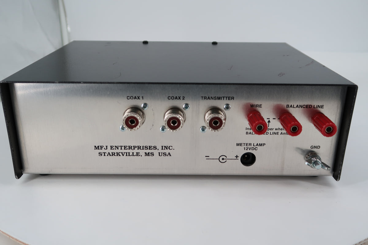 U20505 Used MFJ Deluxe Versa Tuner II MFJ-949E Antenna Tuner 1.8-30MHz 300 Watts