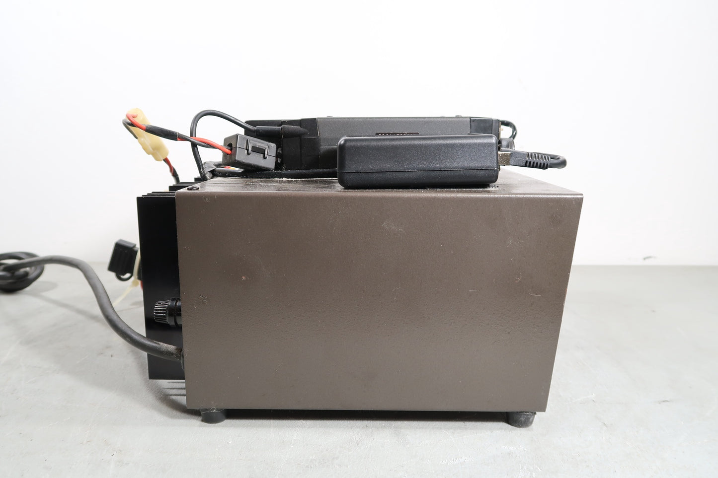 U19678 Used Kenwood TM-221A & Astron RS-20M Radio & Power Supply Kit w/ Argent Simplex Repeater