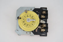 U19723 Never Used Dayton 2E353A Mechanical 24-Hour Timer
