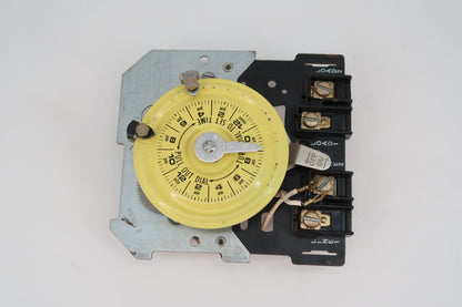 U19723 Never Used Dayton 2E353A Mechanical 24-Hour Timer