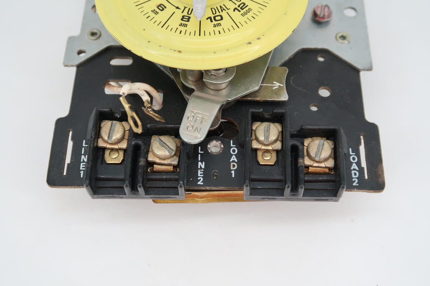 U19723 Never Used Dayton 2E353A Mechanical 24-Hour Timer