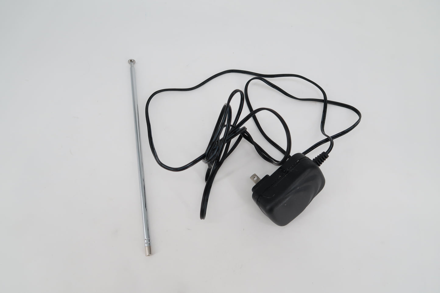 U19722 Used Whistler WS1025 Analog Desktop Weather Scanner