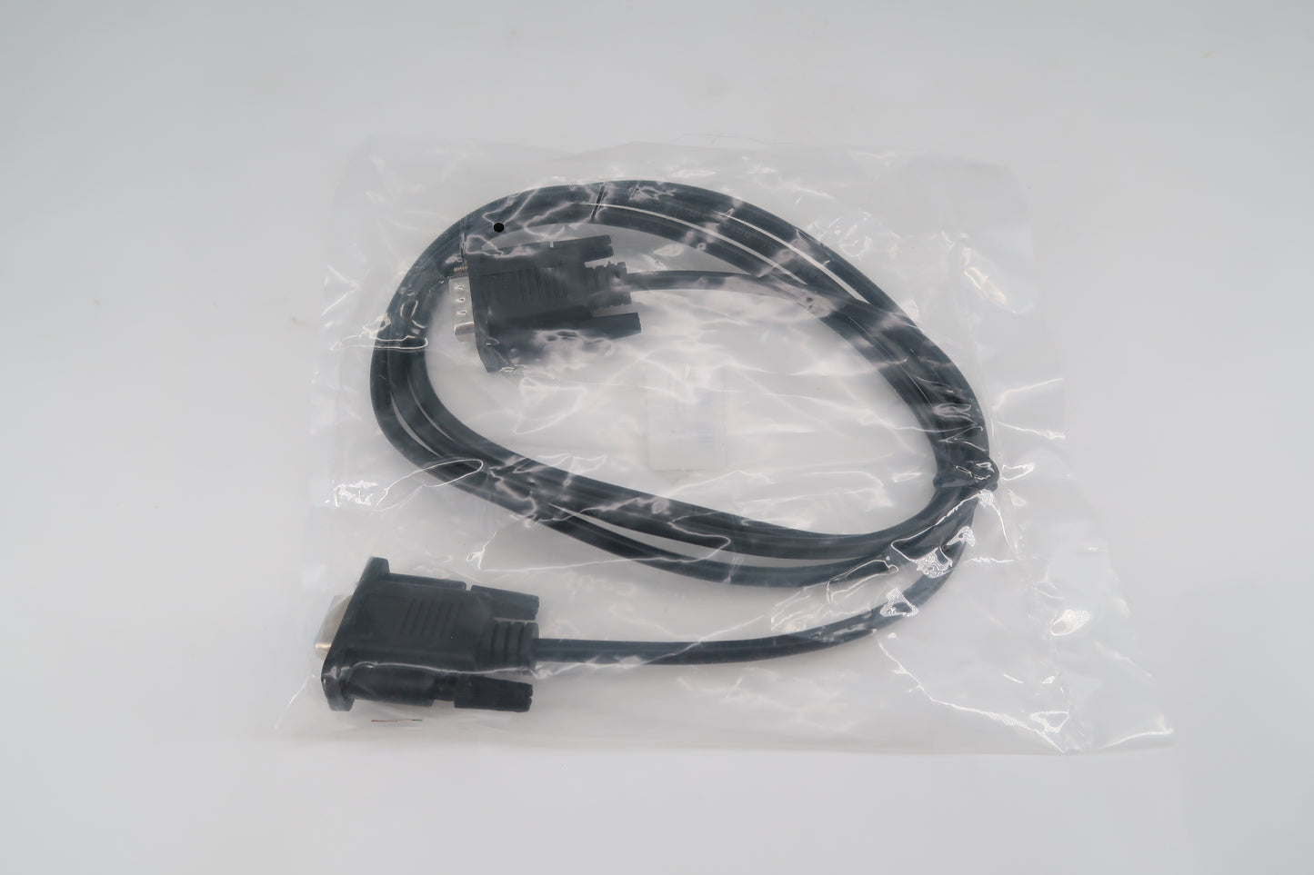 U19737 Never Used Unbranded DB9 Cable M/F 1.5M