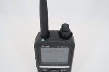 U19752 Used Icom ID-52A Plus VHF/UHF Dual Band Handheld Transceiver