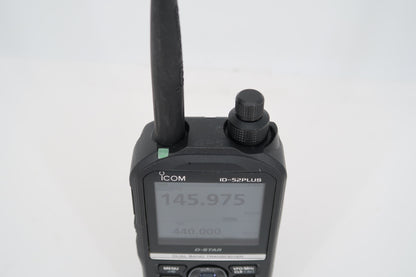 U19752 Used Icom ID-52A Plus VHF/UHF Dual Band Handheld Transceiver