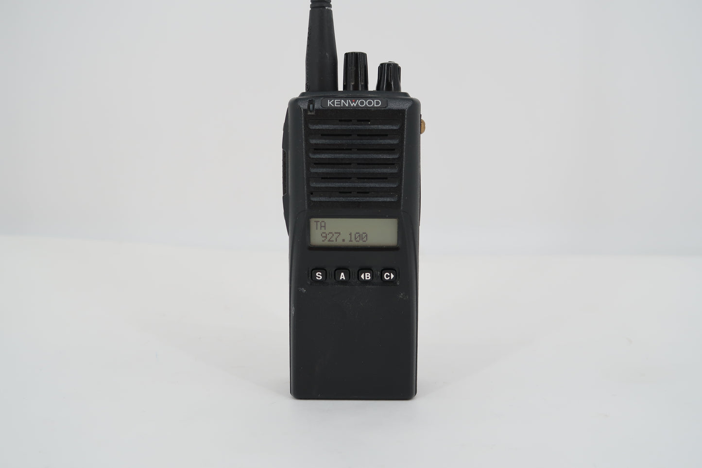 U19756 Used Kenwood TK-481-3 Analog Two-Way 900MHz FM Transceiver