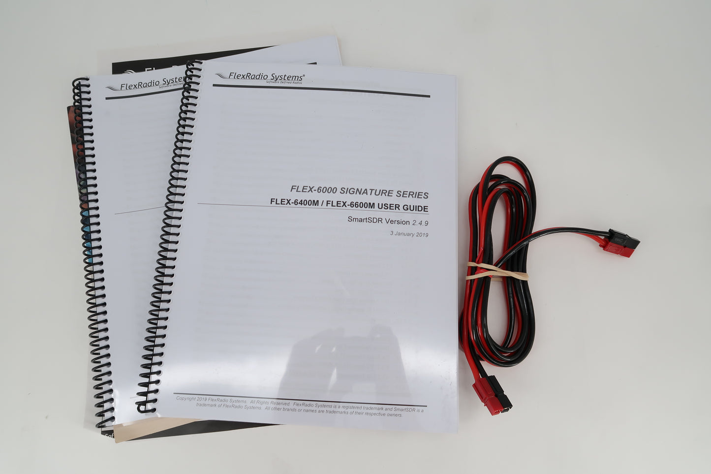 U19770 Used FLEX-6400M SDR HF/50 MHz Transceiver w/ ATU 