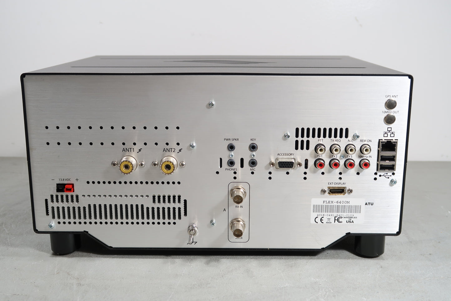 U19770 Used FLEX-6400M SDR HF/50 MHz Transceiver w/ ATU 