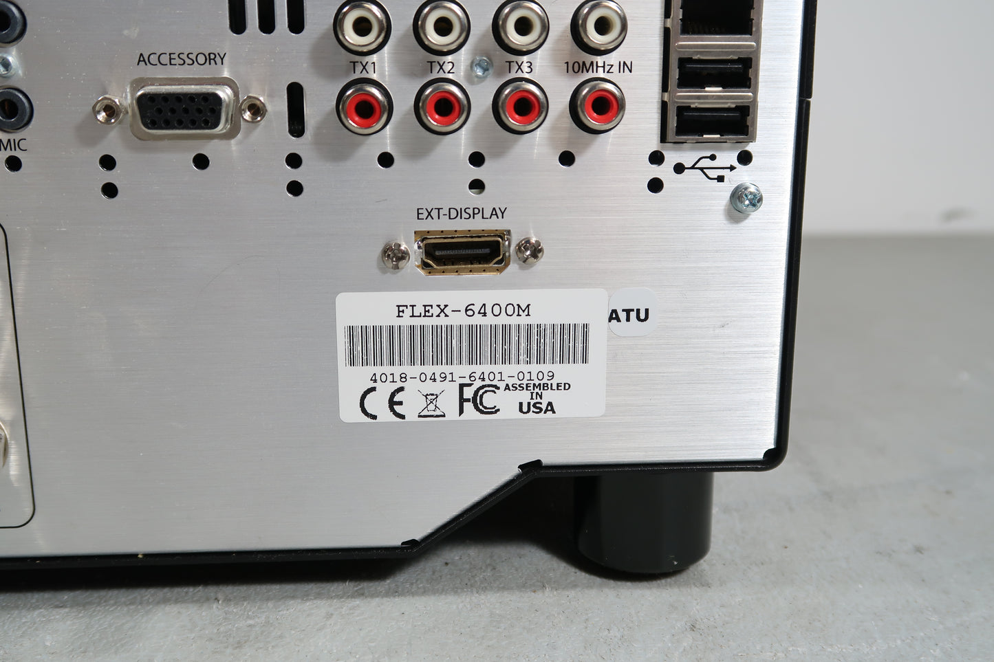 U19770 Used FLEX-6400M SDR HF/50 MHz Transceiver w/ ATU 