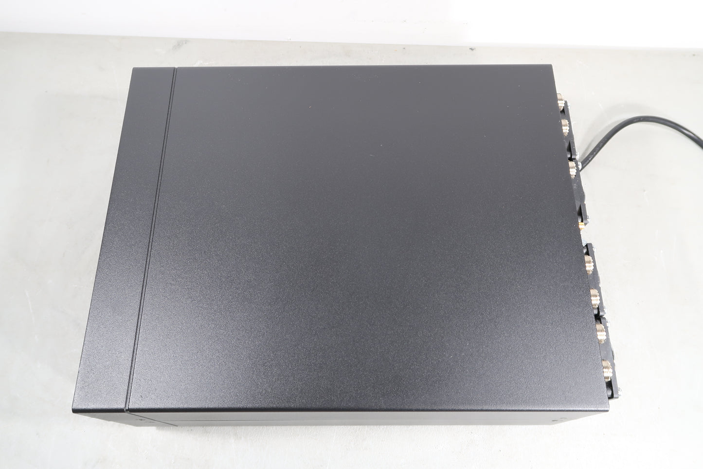 U19806 Used SPE Expert 1.5K-FA TAURUS Linear Amplifier 6 Month Warranty
