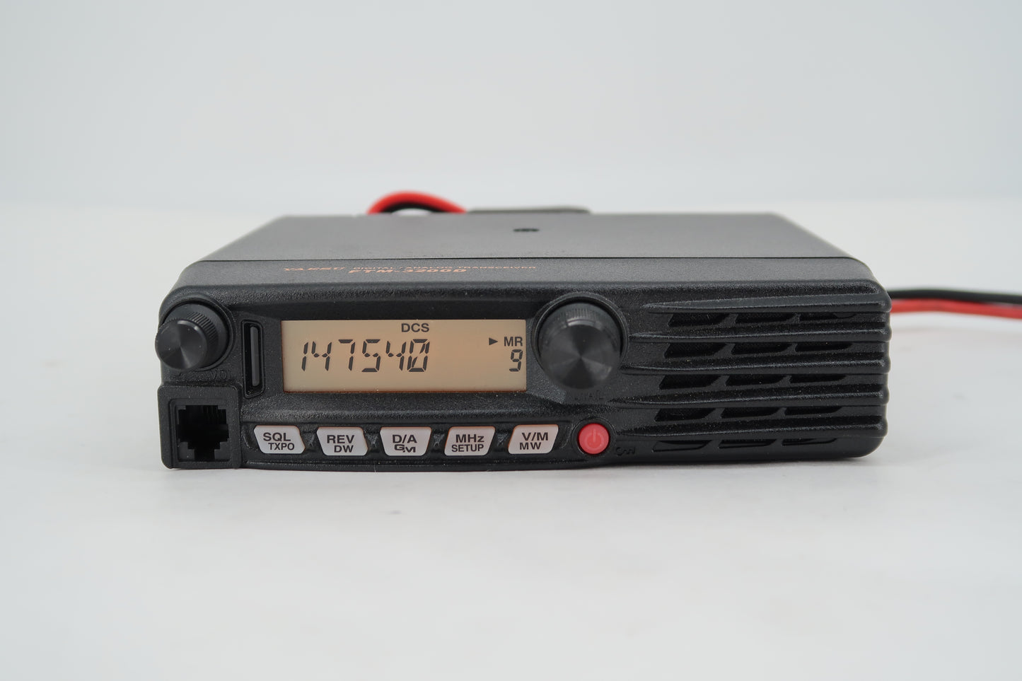 U19824 Used Yaesu FTM-3200DR Mobile 2 Meter Analog/Digital Transceiver