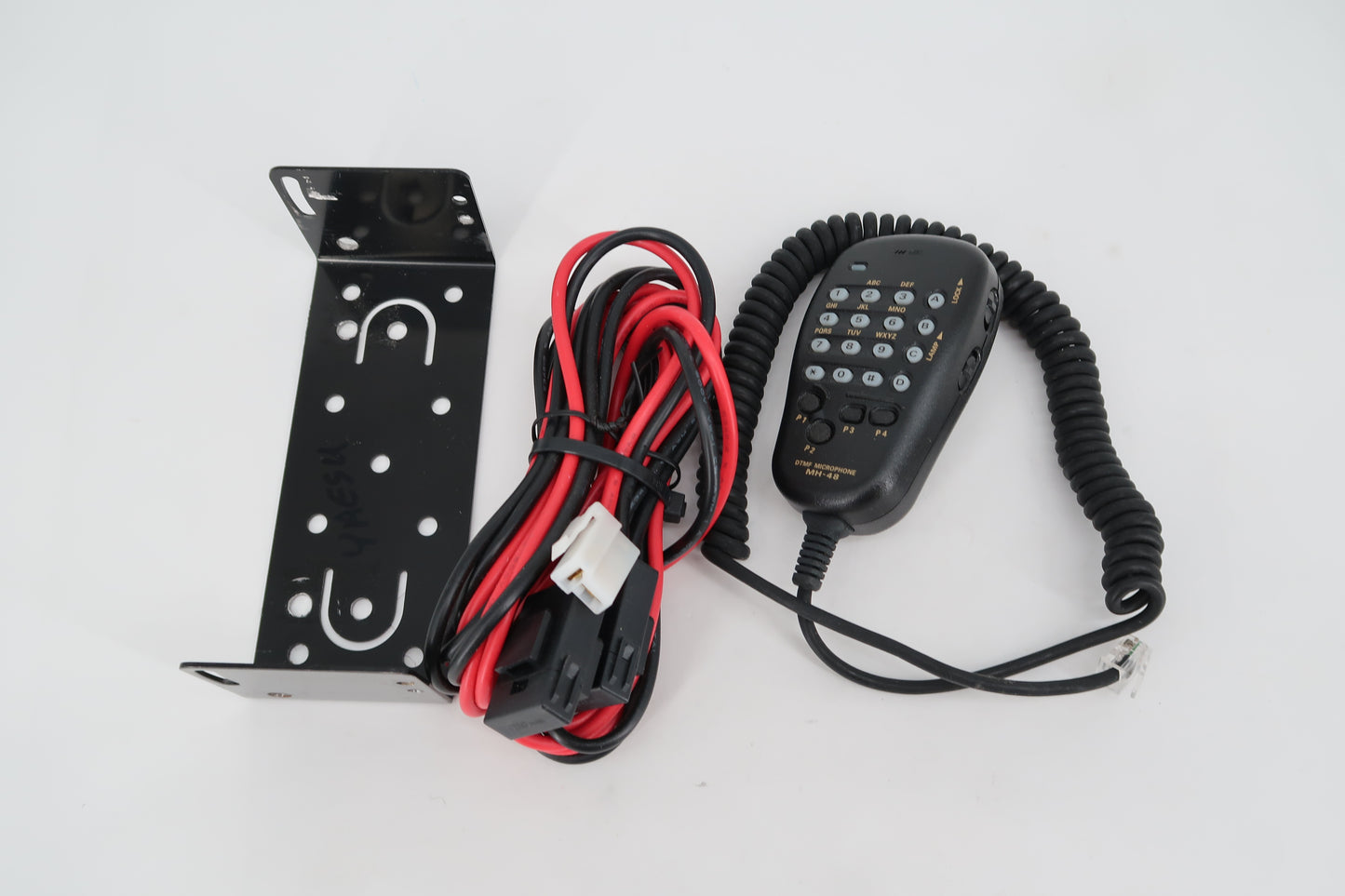 U19825 Used Yaesu FT-8900R Quad-Band Mobile FM Transceiver