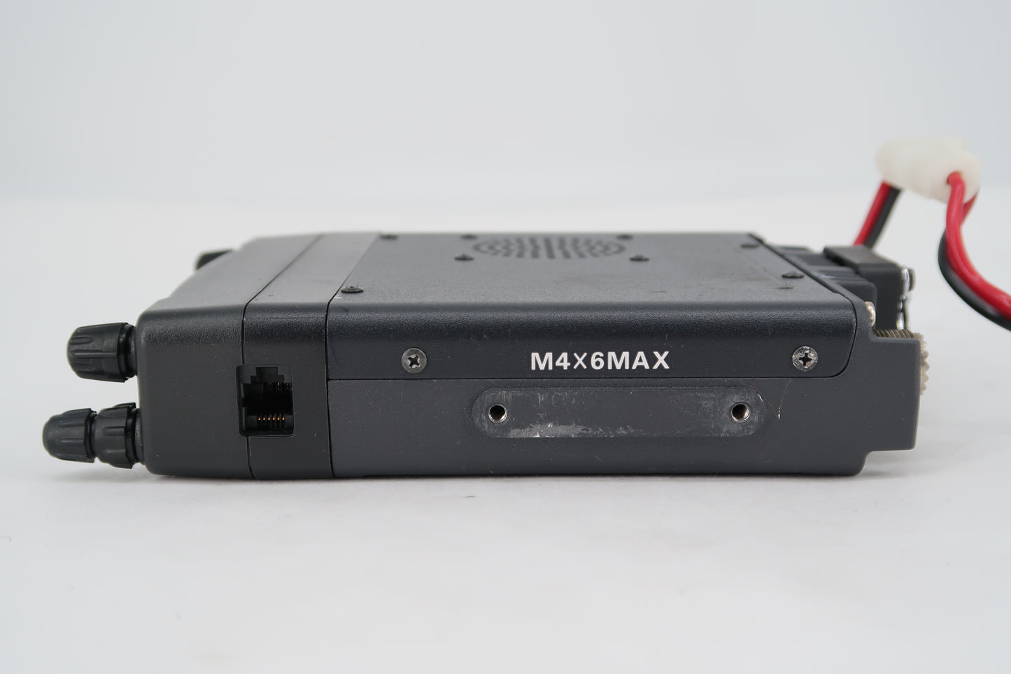 U19825 Used Yaesu FT-8900R Quad-Band Mobile FM Transceiver