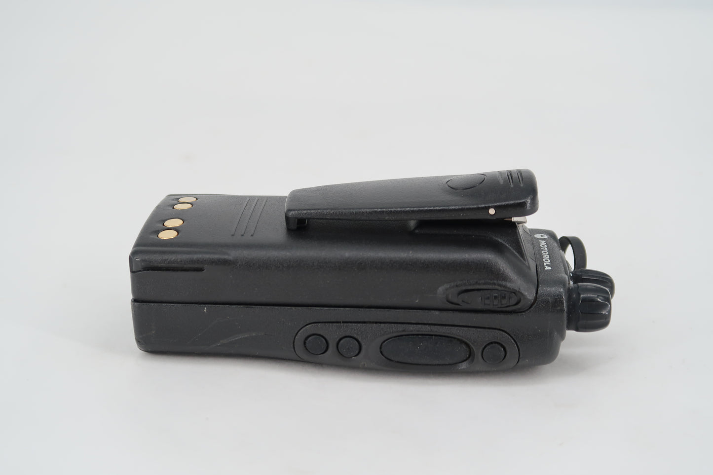 U19831 Used Motorola HT750 16Ch. VHF Two-Way Handheld (Model: AAH25KDC9AA3AN)
