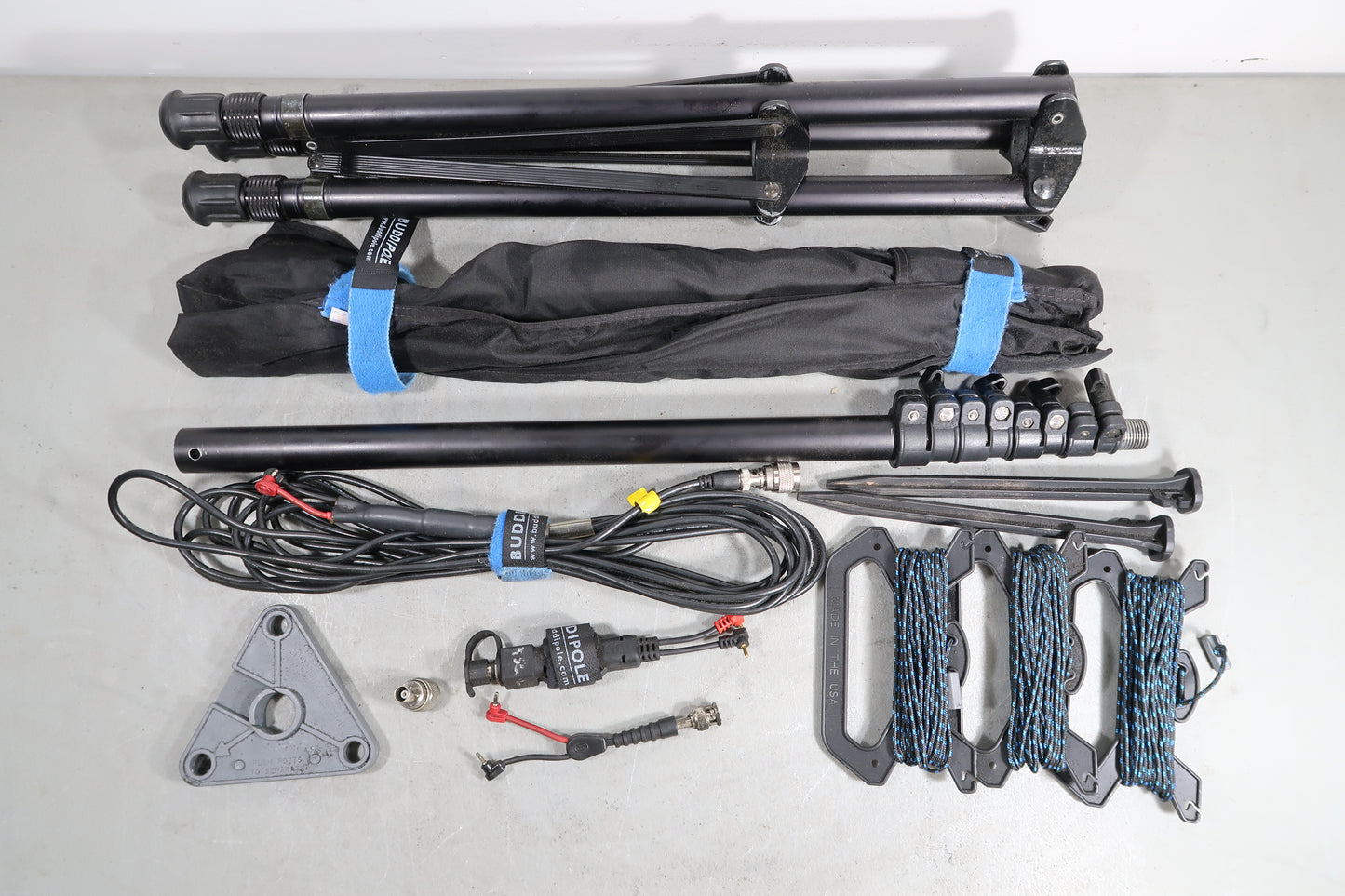 U19841 Used Buddipole Deluxe Package Portable Antenna Kit