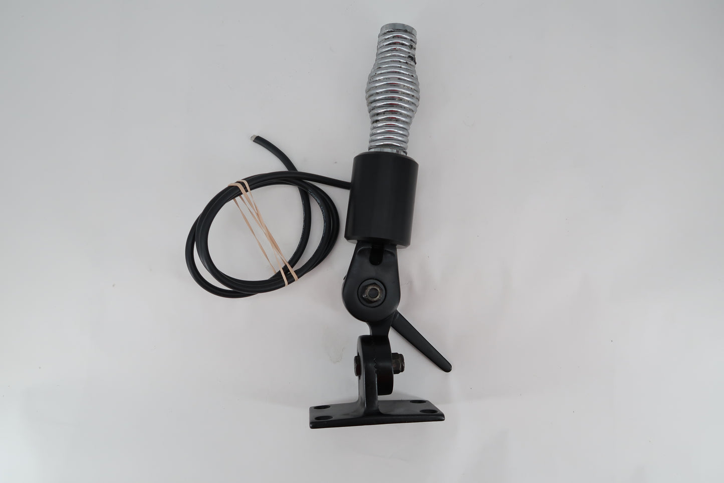 U19866 Used SGC Heavy Duty Antenna Mount Marine Overland