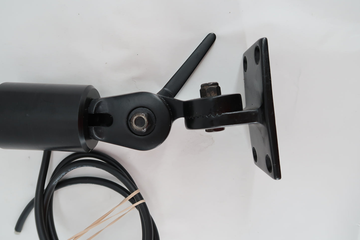 U19866 Used SGC Heavy Duty Antenna Mount Marine Overland