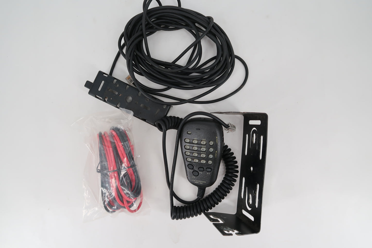 U19890 Used Yaesu FT-8800R Dual Band FM Mobile Transceiver
