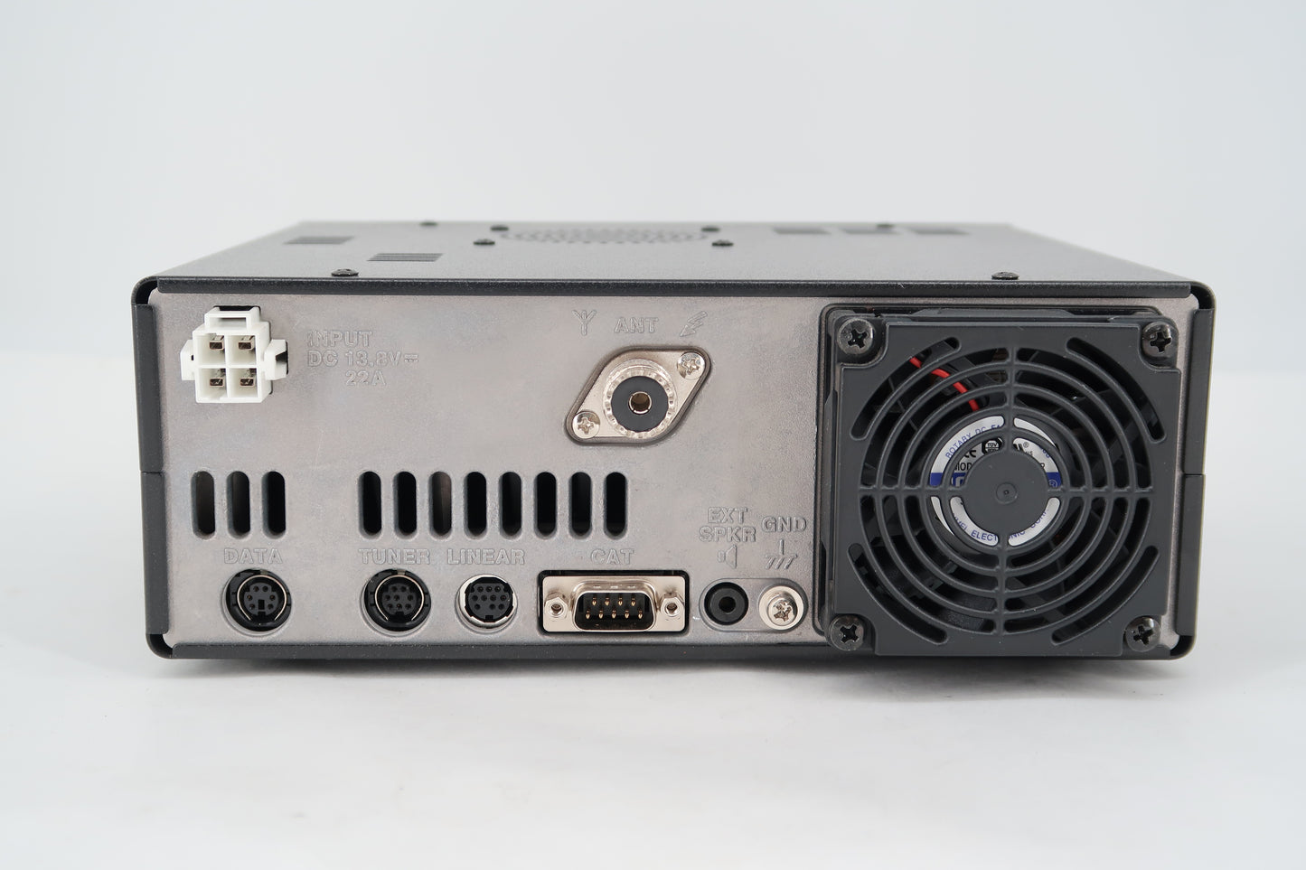 U19889 Used Yaesu FT-450D HF/50MHz Transceiver