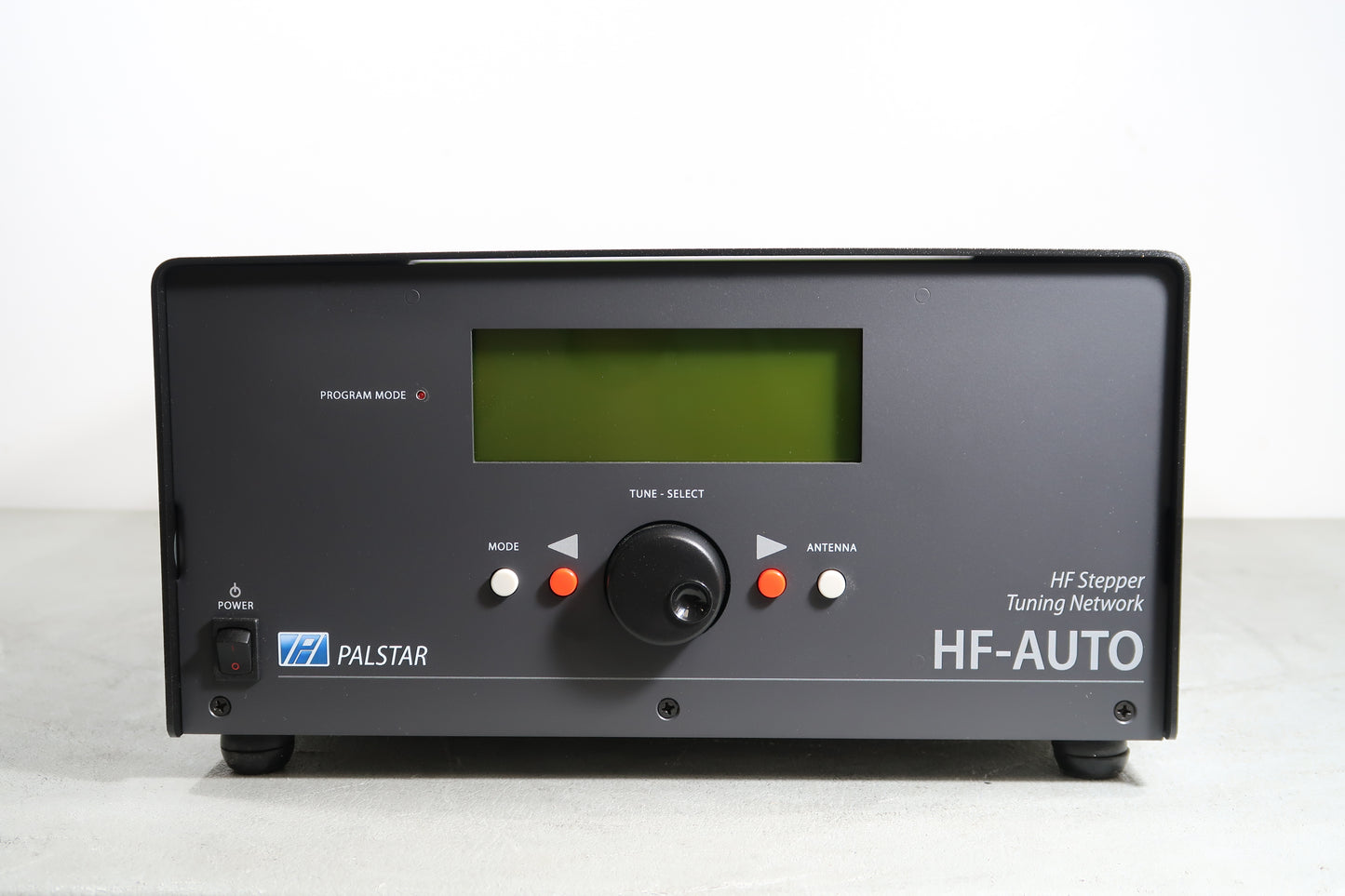 U19898 Used Palstar HF AUTO 1800 Watt Automatic Antenna Tuner 30 days old