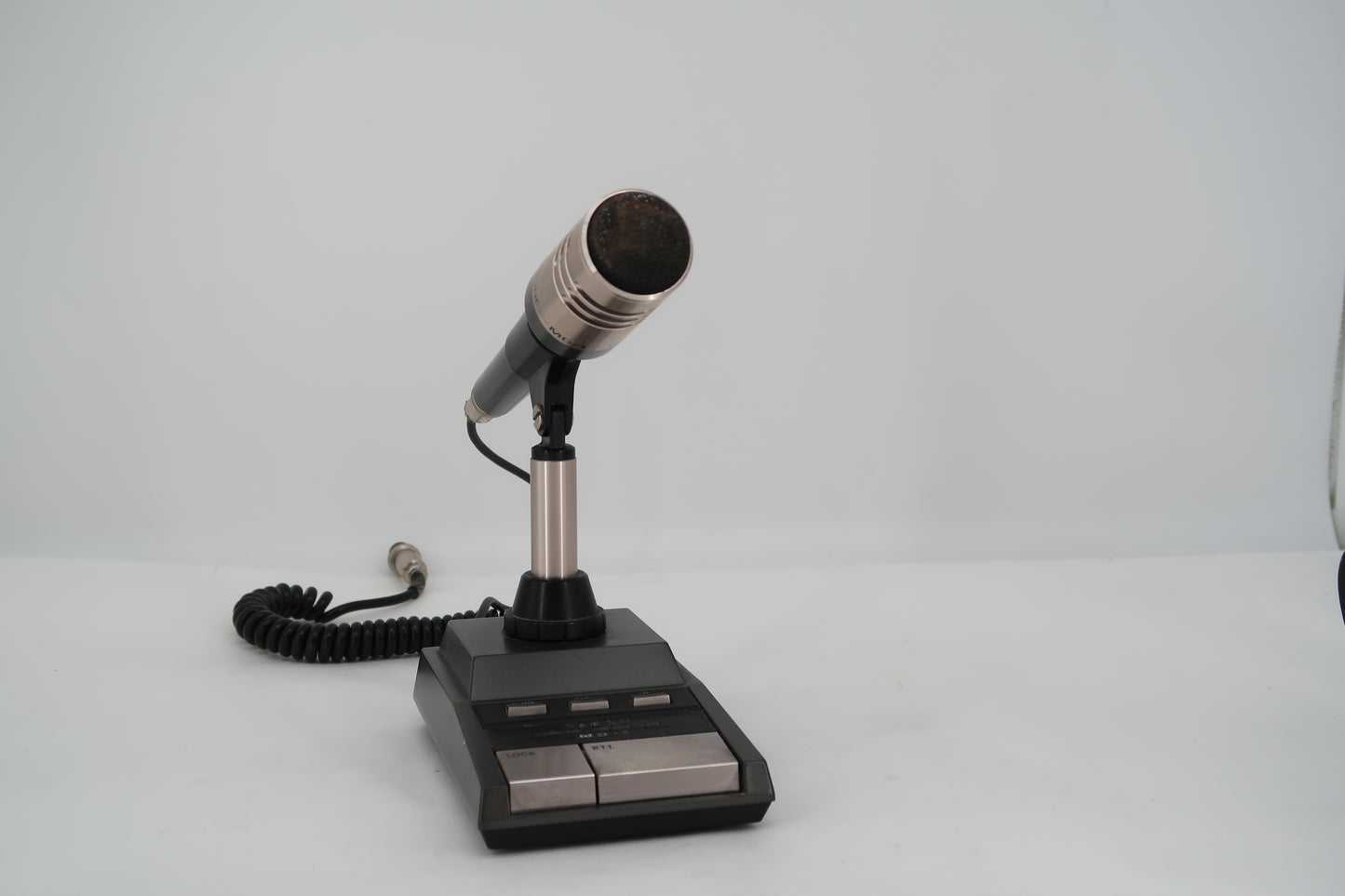 19901 USED Yaesu MD-1 Dynamic Desk Microphone