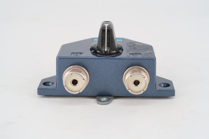 U19904 Used MFJ-1702B 2-Position Coaxial Switch w/ Off-Ground Position