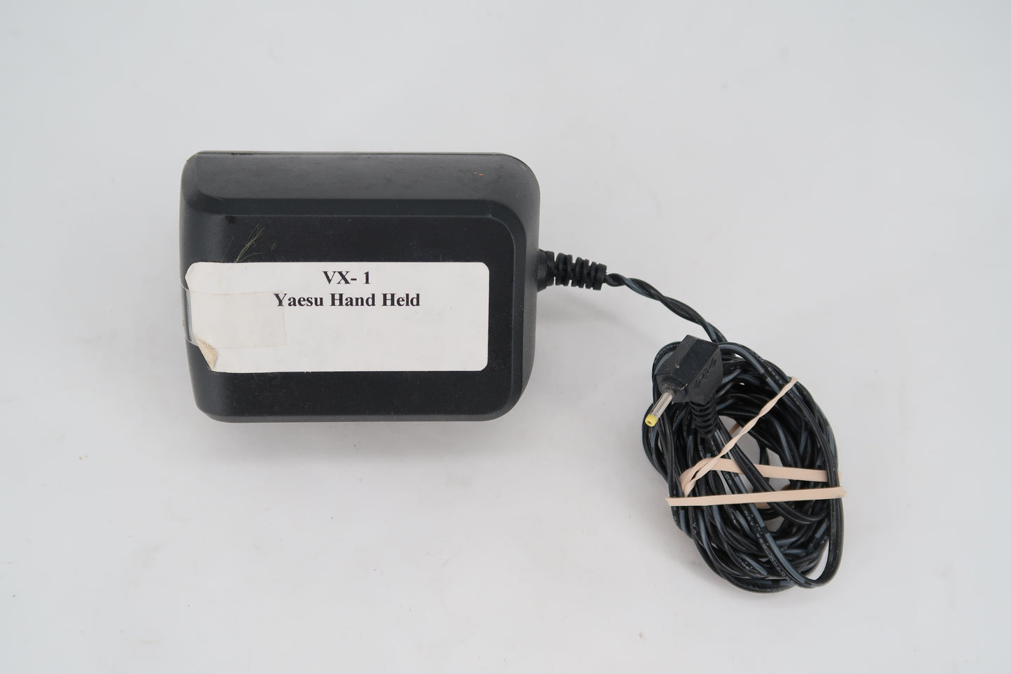 U19922 Used Yaesu VX-1R Compact FM Handheld Transceiver