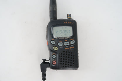 U19922 Used Yaesu VX-1R Compact FM Handheld Transceiver