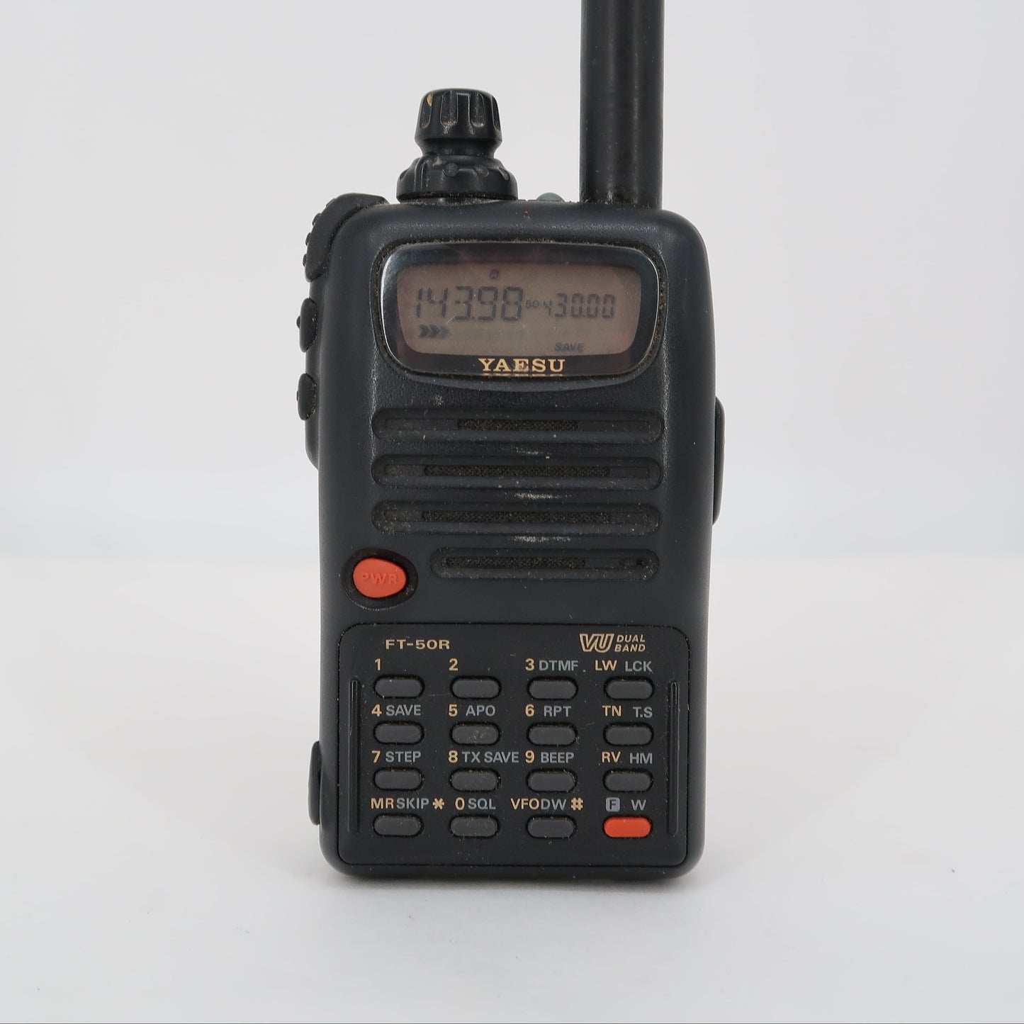 U19924 Used Yaesu FT-50R Dual-Band FM Handheld Transceiver