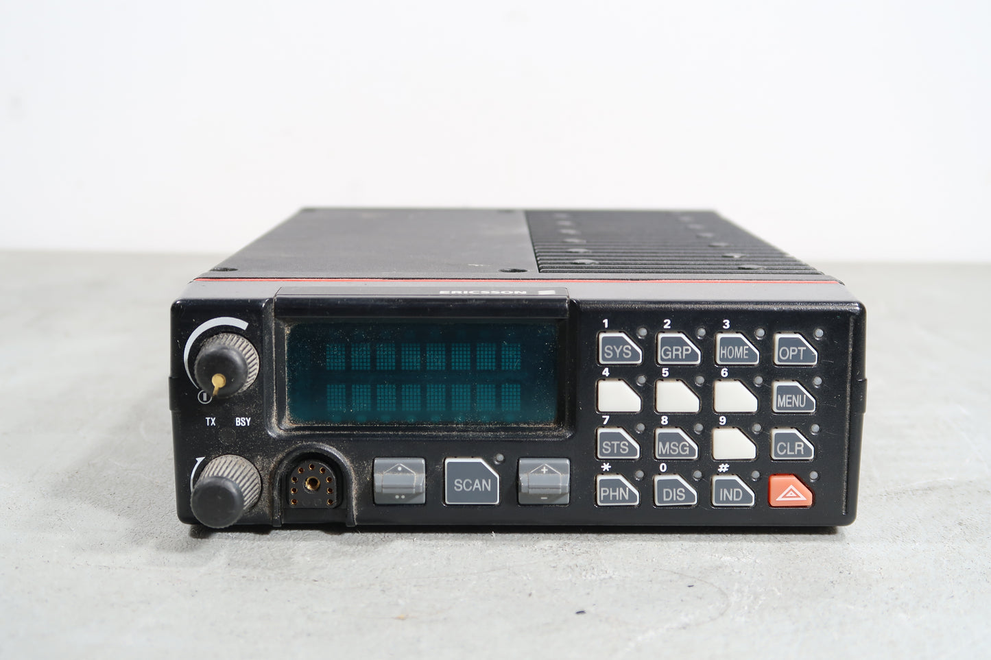 U19947 AS IS Untested Harris M/A-COM M7100 Mobile Radio
