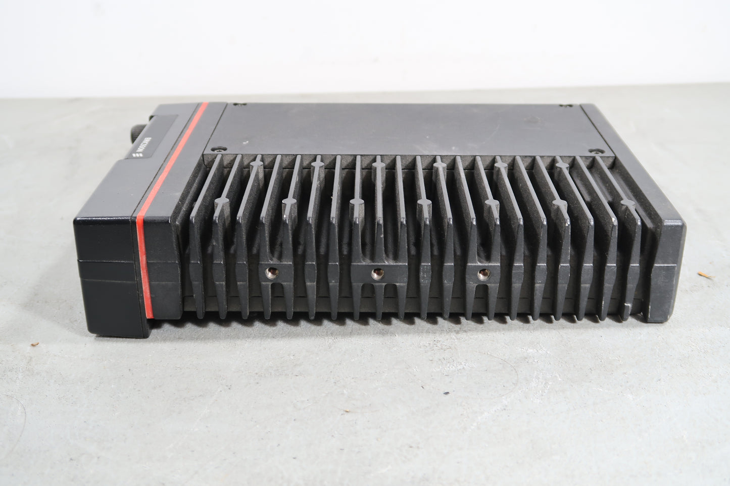 U19947 AS IS Untested Harris M/A-COM M7100 Mobile Radio