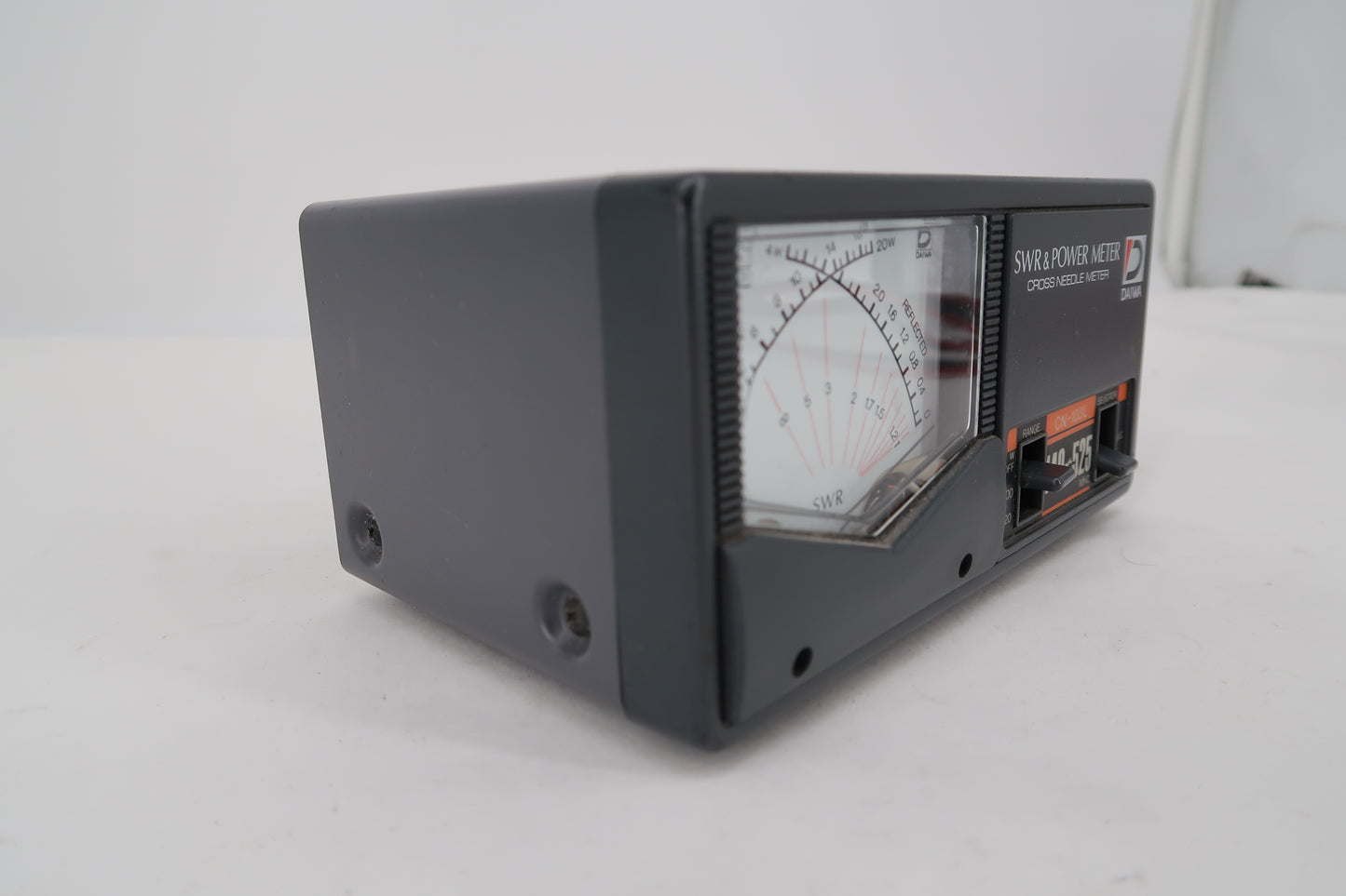 U19956 Used Daiwa CN-103L Type Cross-Needle SWR/Power Meter