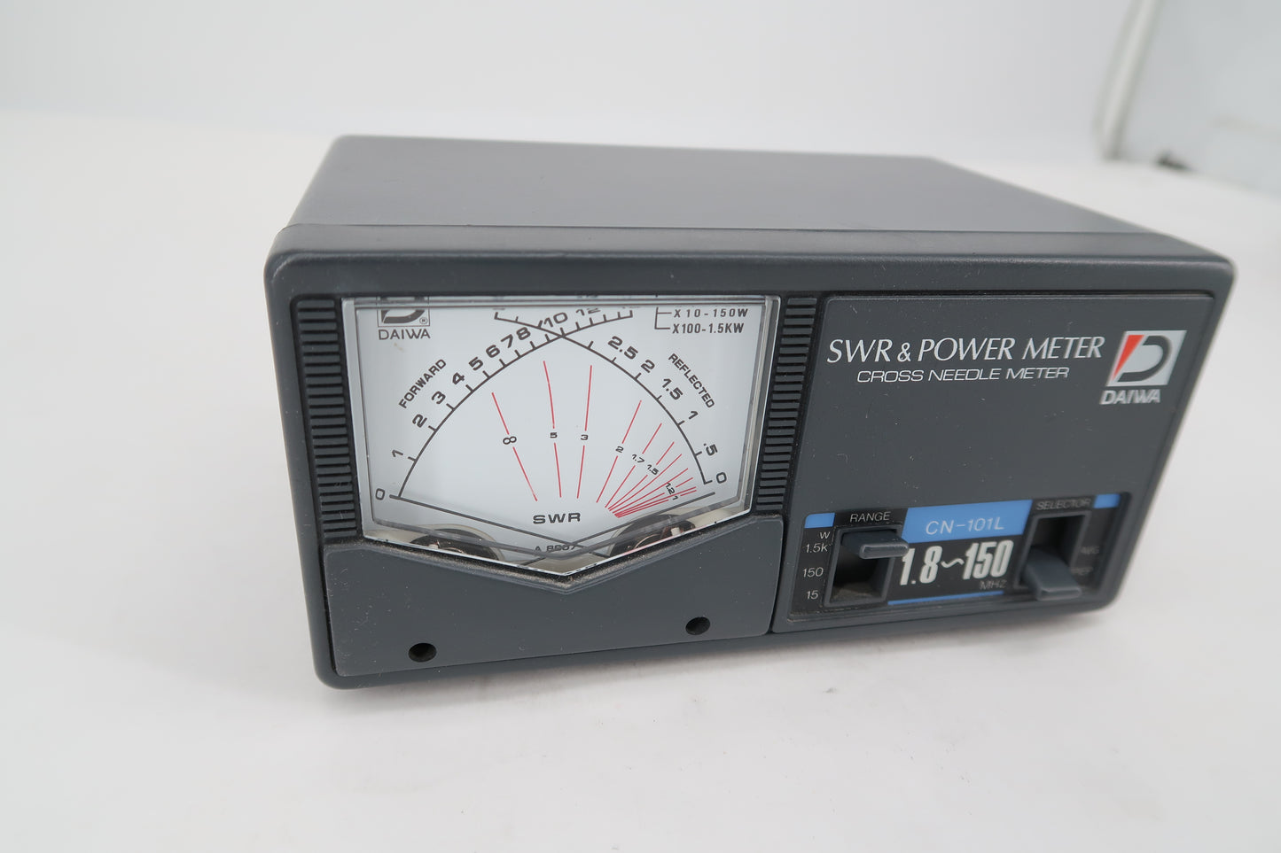 U19957 Used Daiwa CN-101L Type Cross-Needle SWR/Power Meter