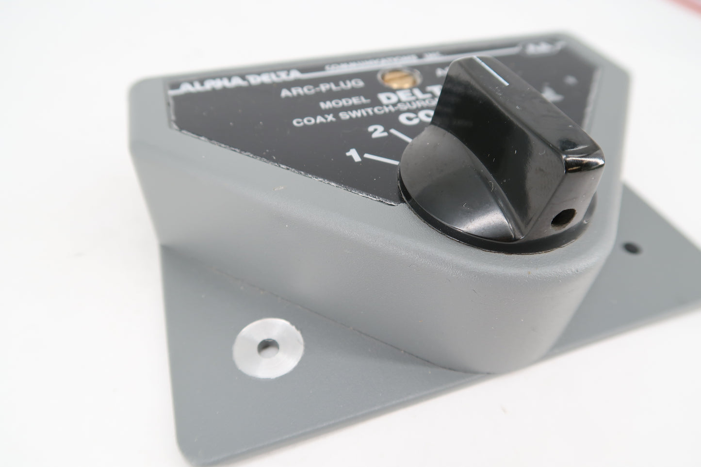 U19958 Used Alpha-Delta Model Delta-4 Coax Switch/Surge Protector