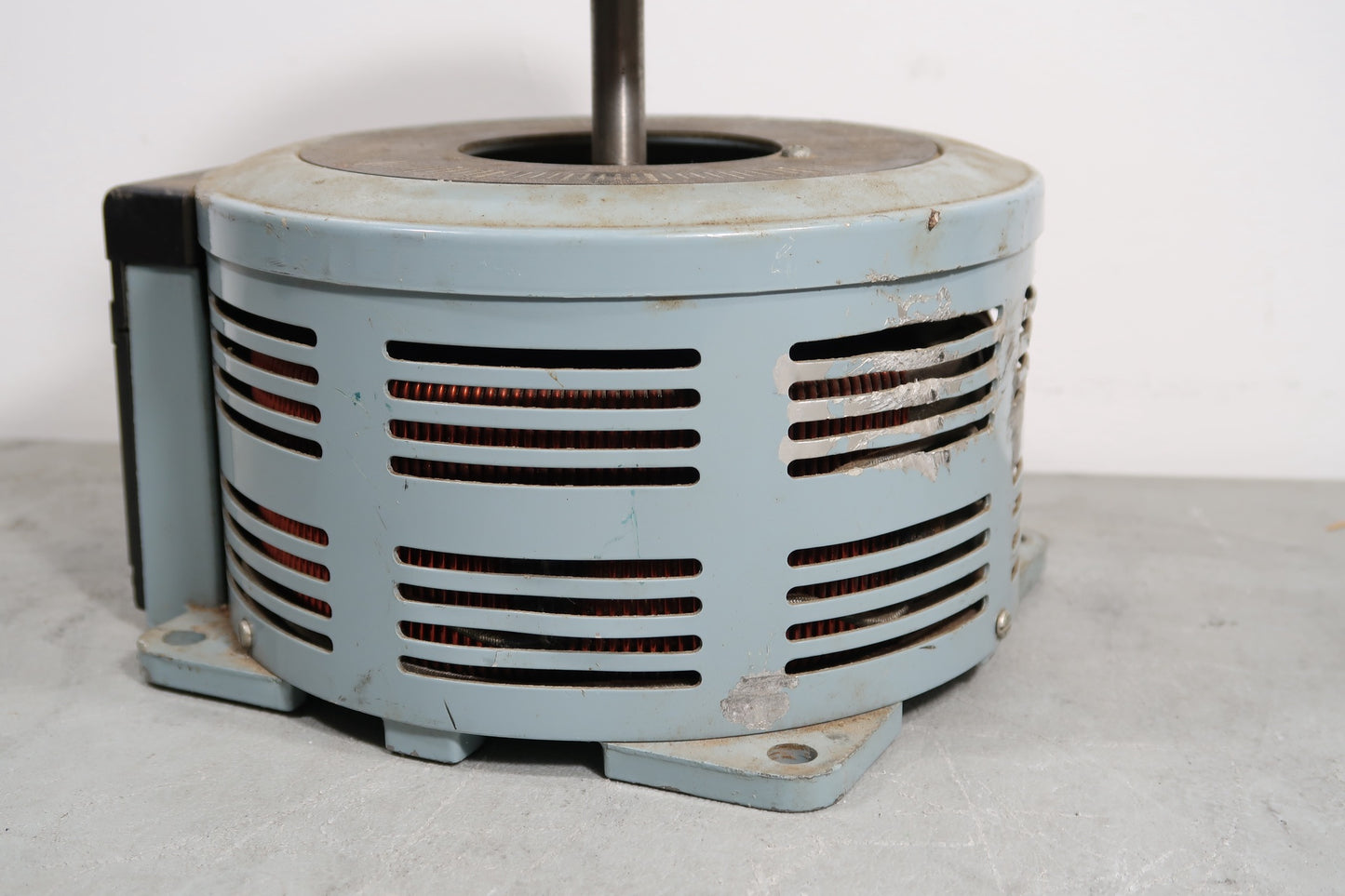 U19405 Used Powerstat 136-2P Variable Autotransformer