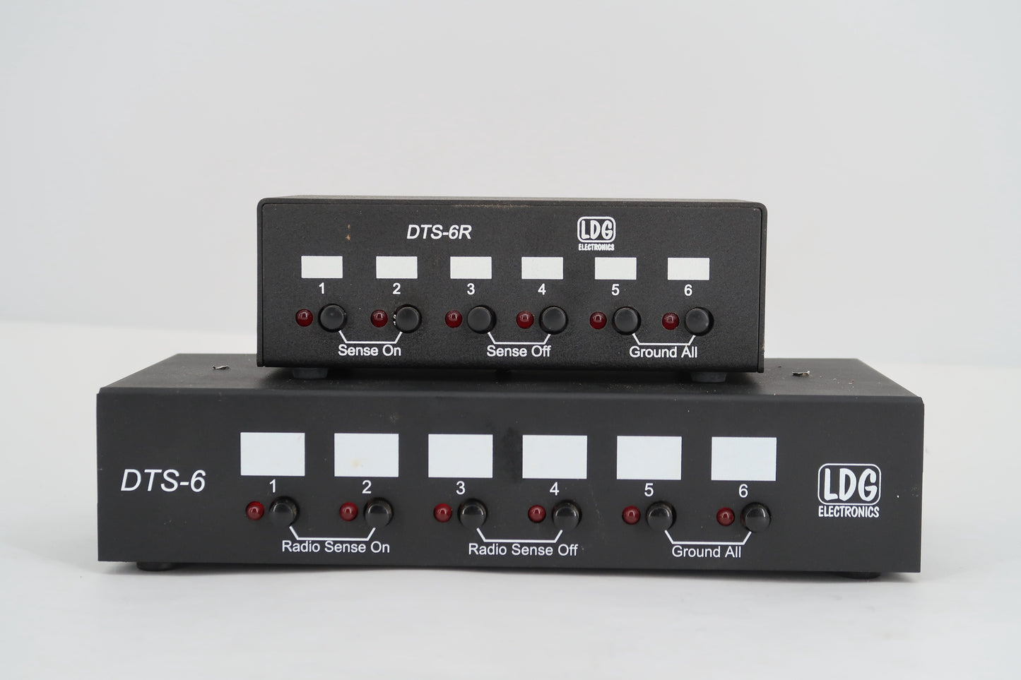 U19290 Used LDG DTS-6 Antenna Switch 6-Port w/ Remote Controller  & Power Splitters