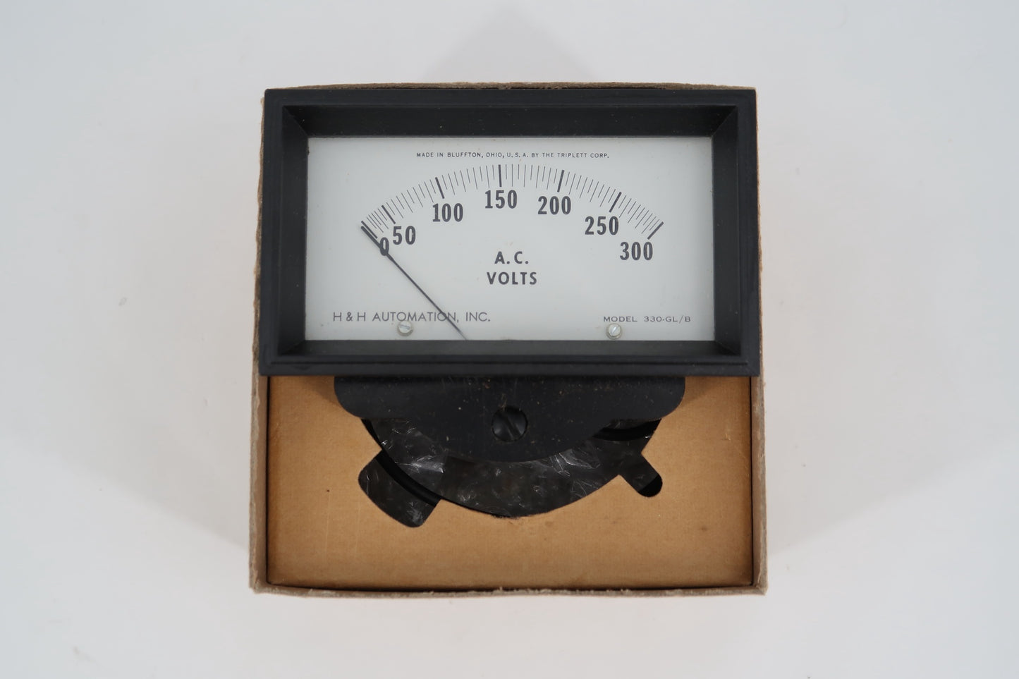 U19580 Used H&H Automation Model 330-GL/B Panel AC Volt Meter